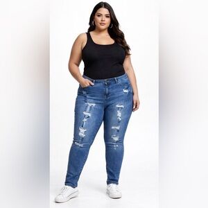 Torrid Bombshell Skinny premium stretch distressed Jeans